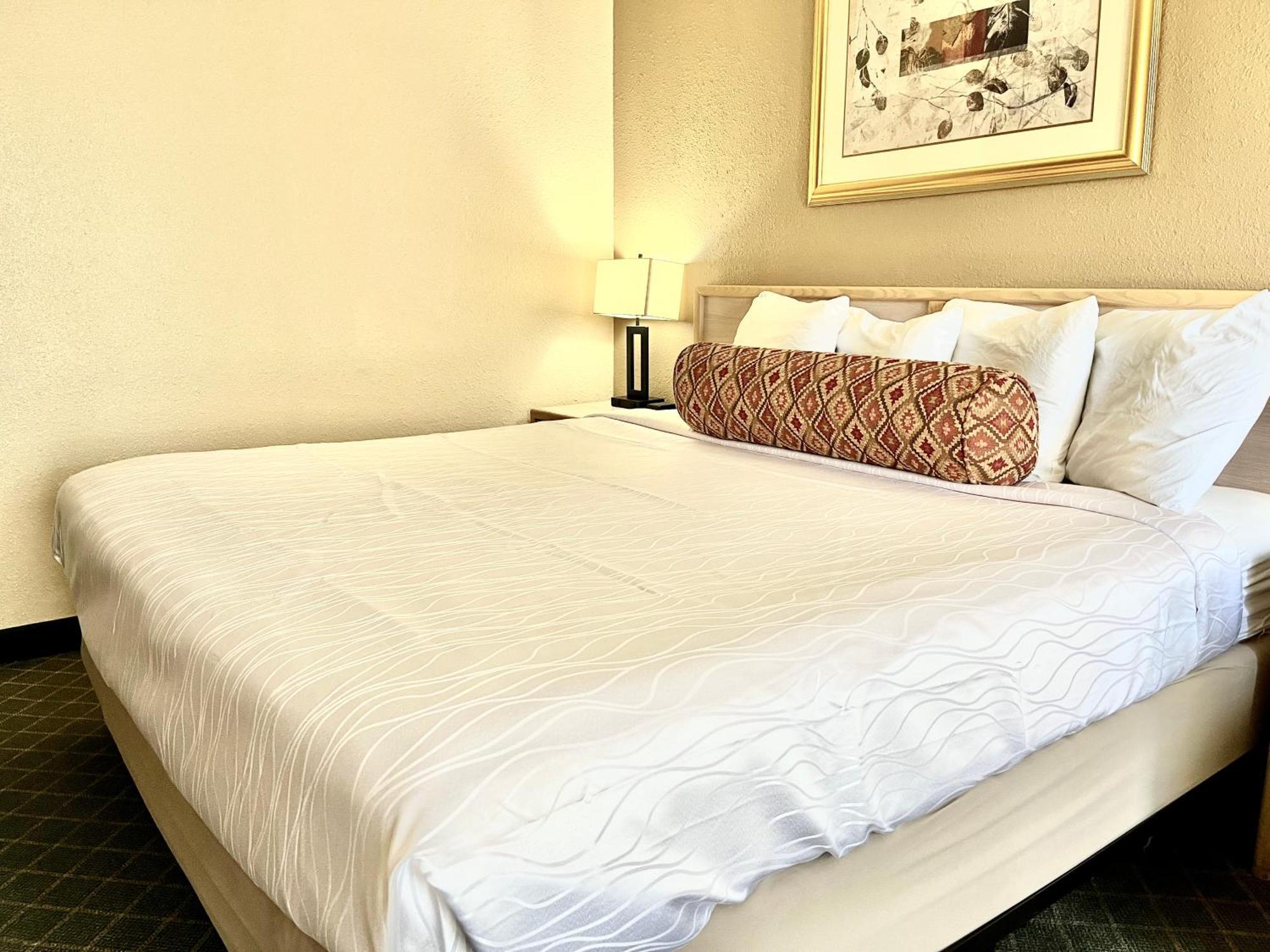 Brentwood Inn & Garden ฟาร์มิงตัน ภายนอก รูปภาพ